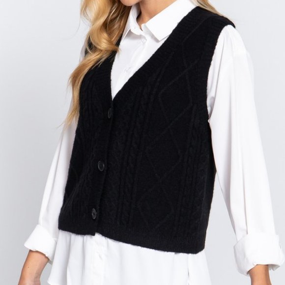 WOMEN'S V-NECK BUTTON DOWN CABLE SWEATER VEST CROPPED - Picture 1 of 4